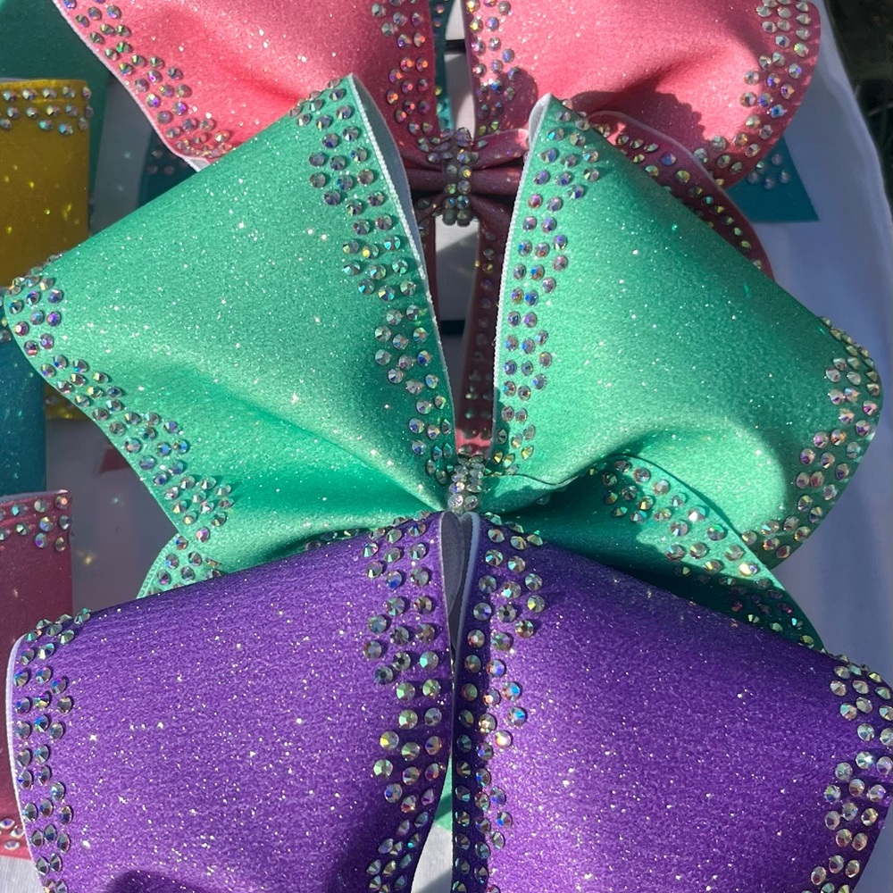 Easter-inspired Rhinestone Bows - Picture 3 of 4